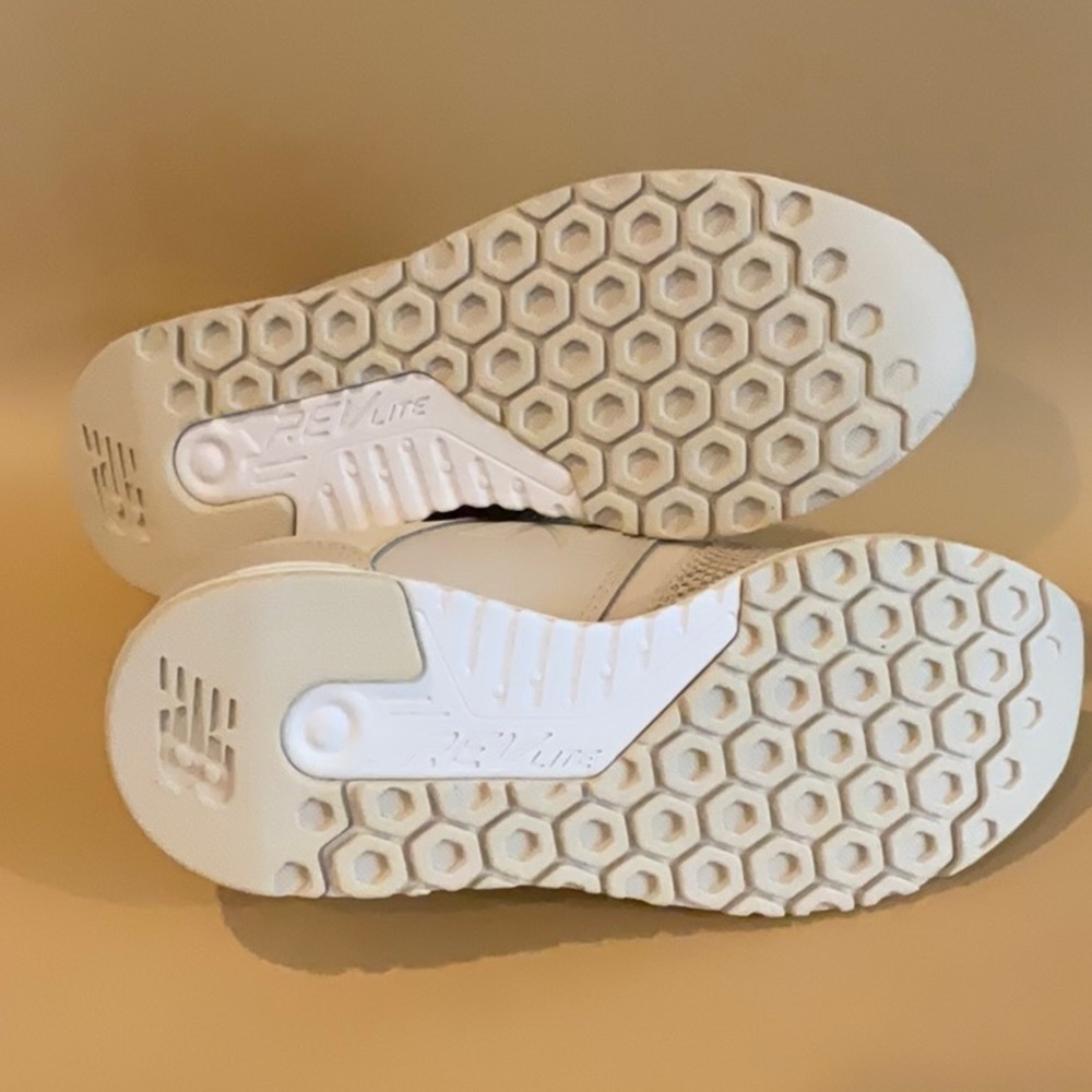 New Balance Women's Wrl247cb - Picture 7 of 8